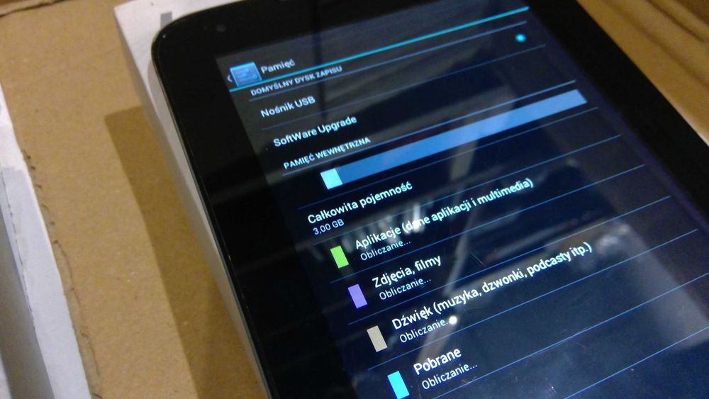 Tablet Lenovo A1000L F L134