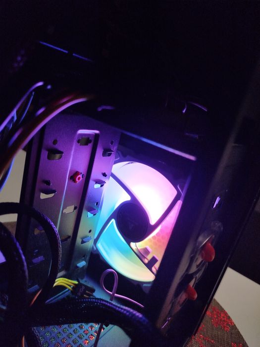 Komputer  Intel i5-7500  ARGB