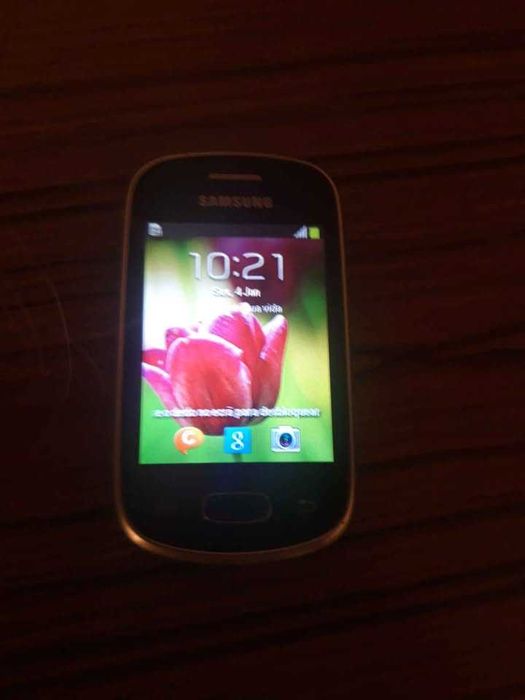 Telemovel samsung Galaxy pequenino