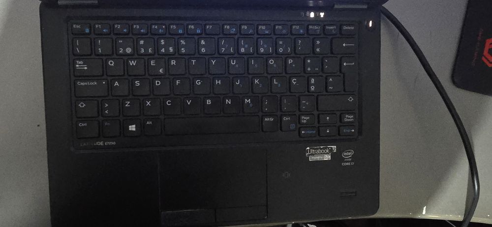 Dell Latitude 7250
