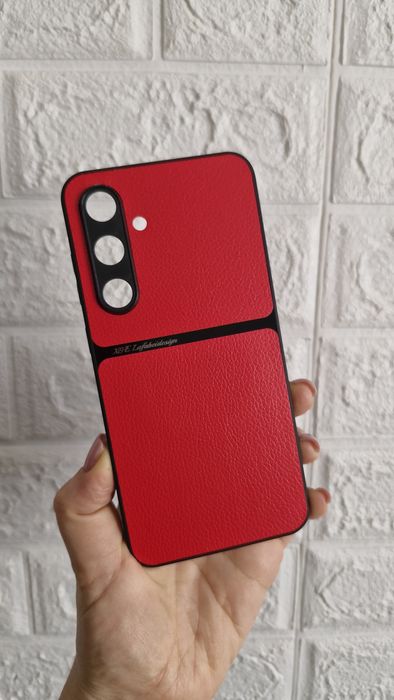 Чохол кожа Samsung S24 FE червоного кольору