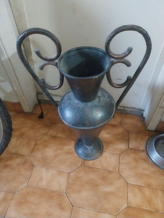 Vendo jarrao de cobre em bom estdado