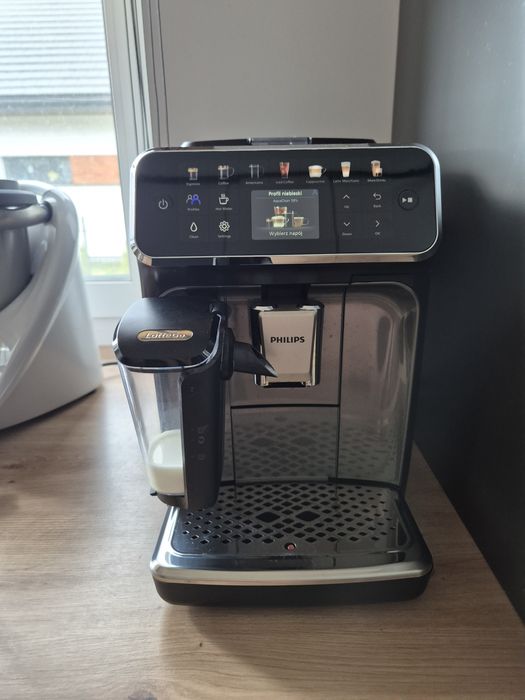 Ekspres PHILIPS  Lattego - 12 rodzajów kawy - GWARANCJA