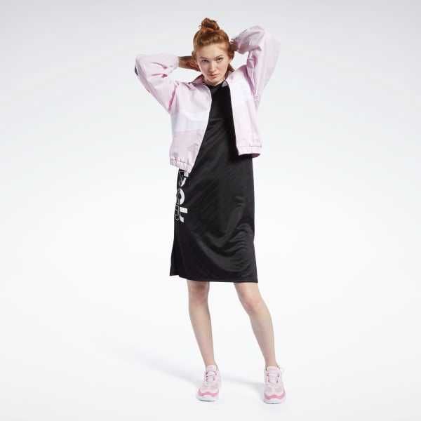 Vestido REEBOK - NOVO com etiqueta - design desportivo e elegante