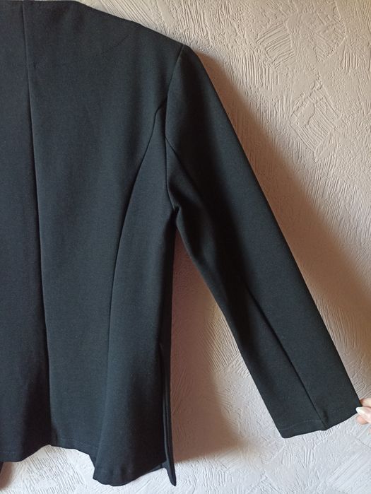 Блейзер чорний жіночий, піджак