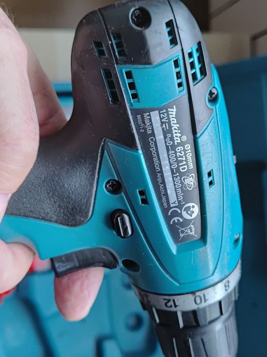 Wiertarko-wkrętarka Makita 6271D. Stan techniczny bdb, sprawne baterie