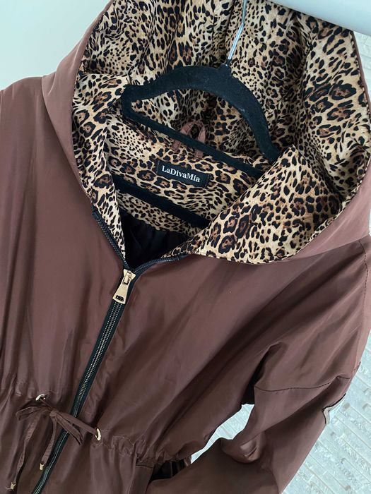 La diva mia czekoladowa parka z ozdobnym printem animal S-M