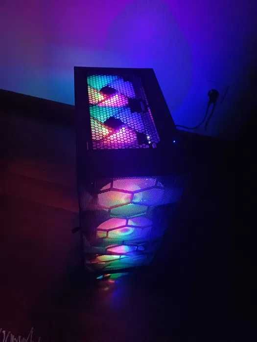 Gaming Tower Desktop / MSI / AMD Radeon GPU / i5 CPU / 16GB / NVMe 1TB64586065725570122