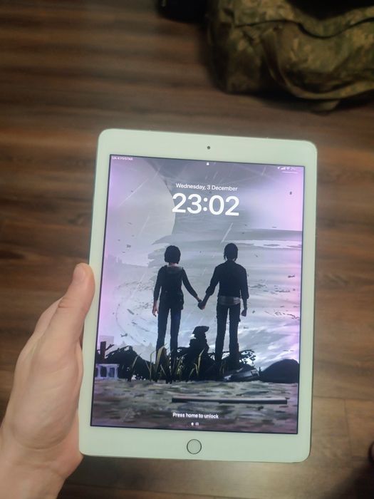 iPad Pro 9.7 128GB Wi-Fi+Cellular