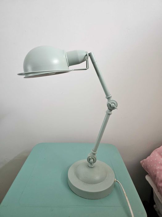 Candeeiro de Secretária MADE Ajustável Verde Menta | Design Moderno