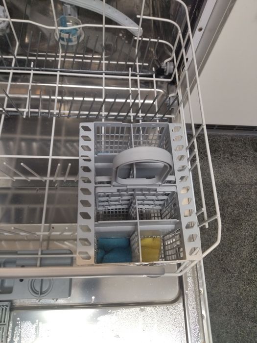 Máquina Lavar Loiça Ariston Hotpoint-LFF8114