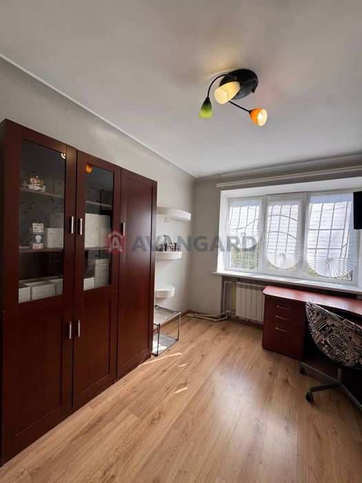 Продам 2 кв Соборный, Фурманова 50000$