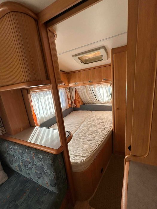 Hobby 440, bogato wyposażona, bardzo dobry stan, ergonomiczny układ.