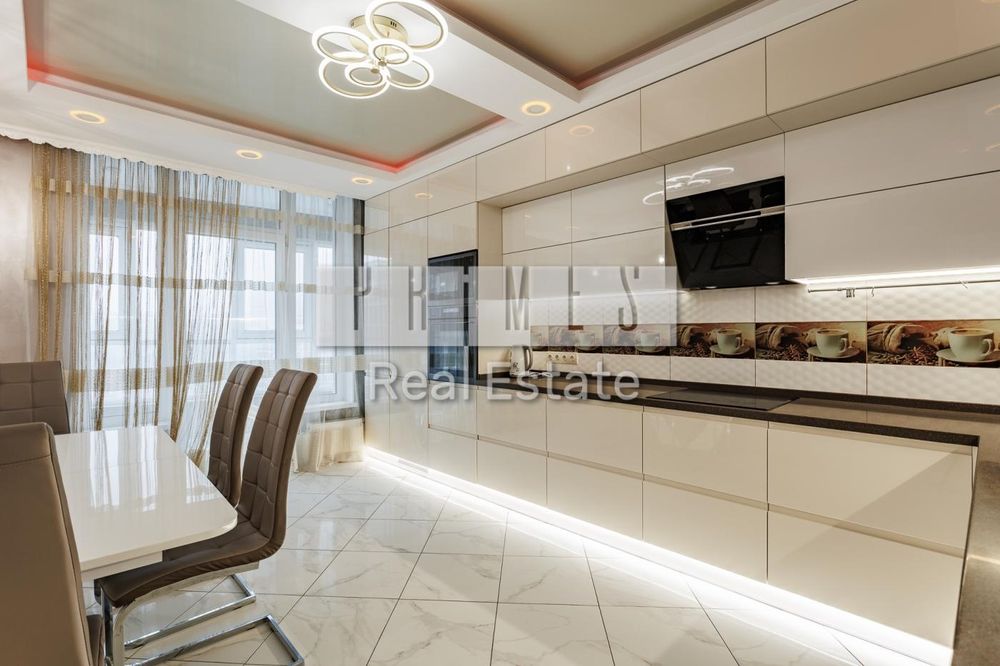 Продаж 3к квартира 80м2 Печерськ вул Антоновича 109