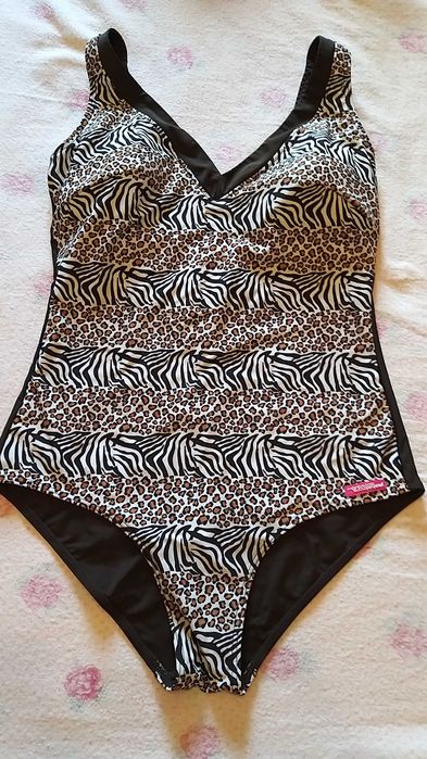 fato de banho ysabel mora tigresa