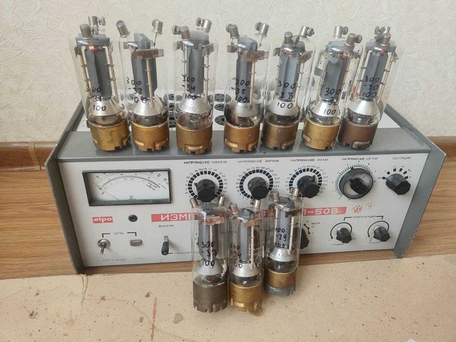 Радиолампа  Telefunken RL12P35