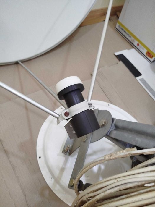 Vendo Antena Parabolica e Acessórios