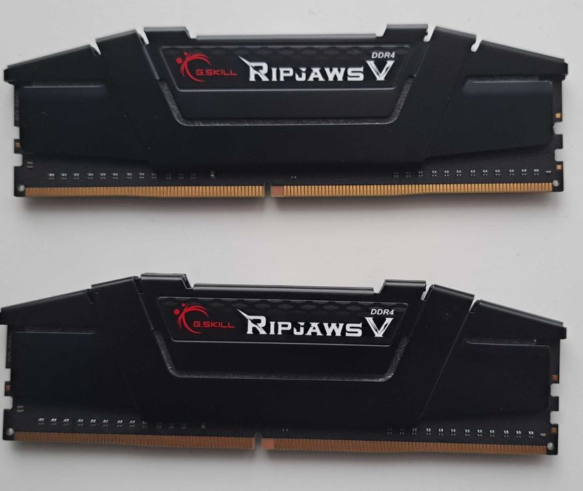 G.SKILL 16GB (2x8GB) 3600MHz CL16 Ripjaws V