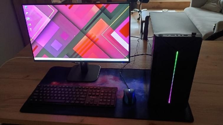 Komputer stacjonarny PC Intel Core i3-2400/GeForce 1030 4GB/SSD 126GB/16GB