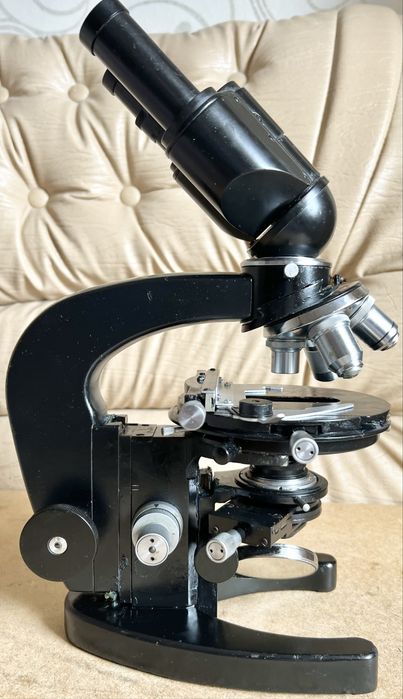 Мікроскоп МБР-3 з можливістю збільшення до 2500 крат!