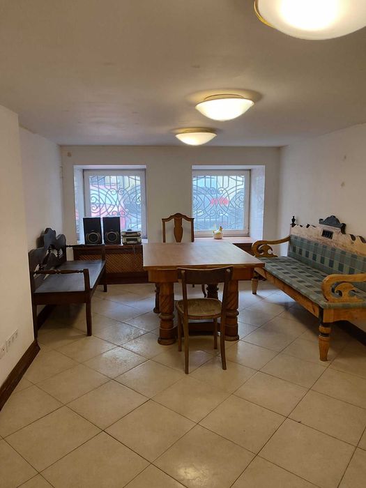 Аренда отдельного офиса 46 м Центр метро Майдан 1 этаж