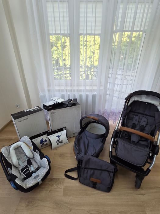 Wózek dla dziecka 3w1 Mutsy Evo Dark Grey