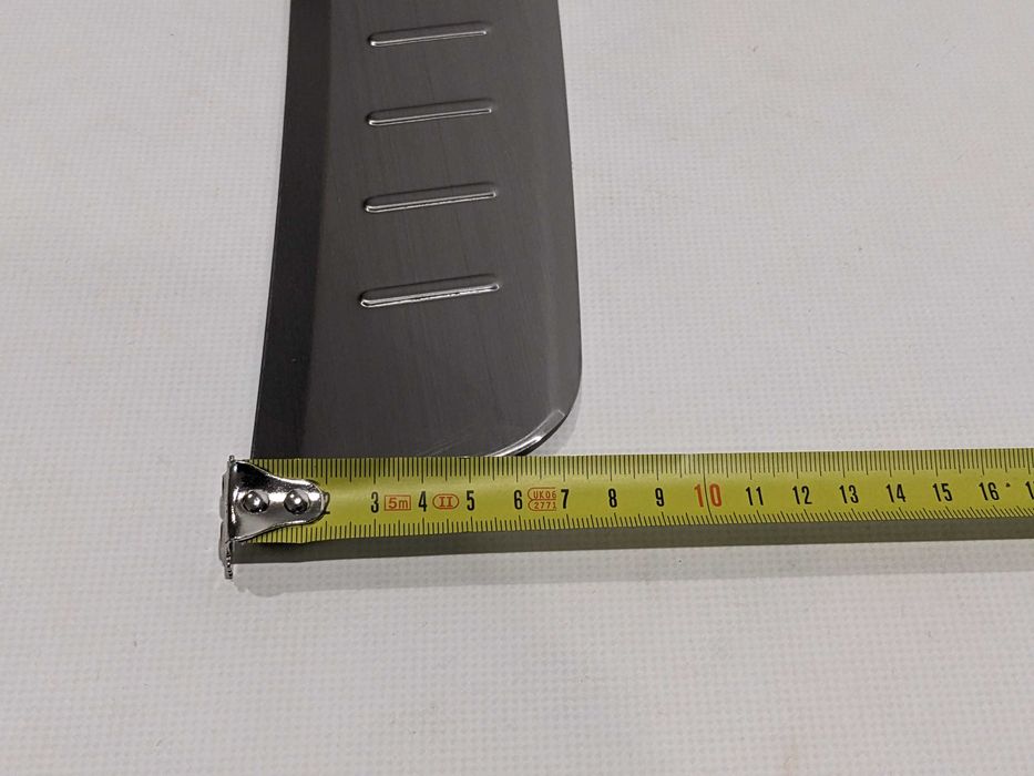 Хром накладка на задний бампер Nissan X-Trail Rogue 14-21 Ниссан Рог