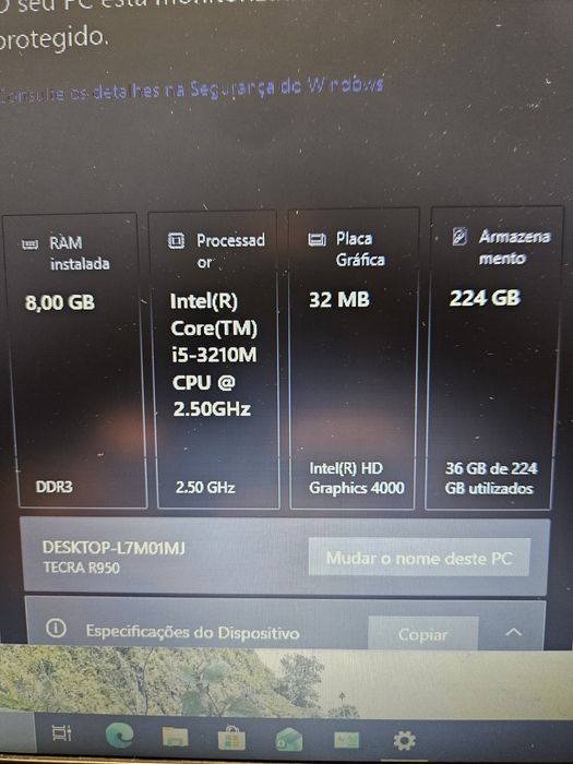 Toshiba tecra r950. I5 3210M.8gb RAM .SSD 240gb