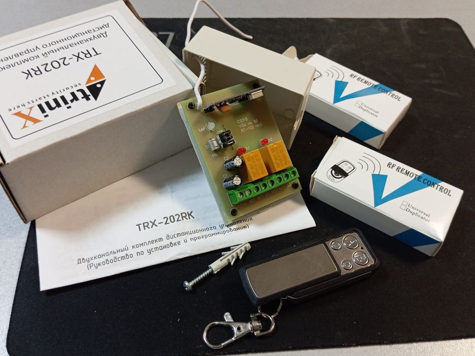 Комплект дистанційного керування TRX-202RK радіоконтролер