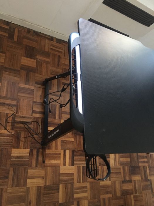 Secretária Gaming Alpha Gamer Auri RGB Gaming Station