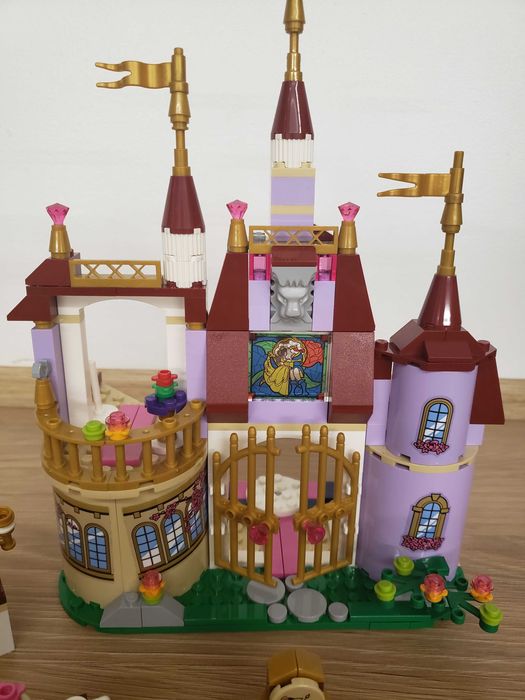 Lego Disney numer 41067 Zaczarowany zamek Belii Piękna i bestia