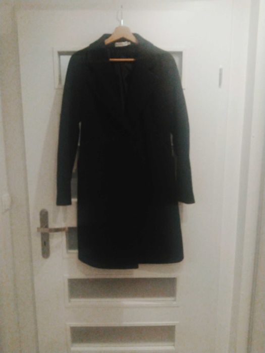 Ocieplany płaszczyk czarny roz L Monaco