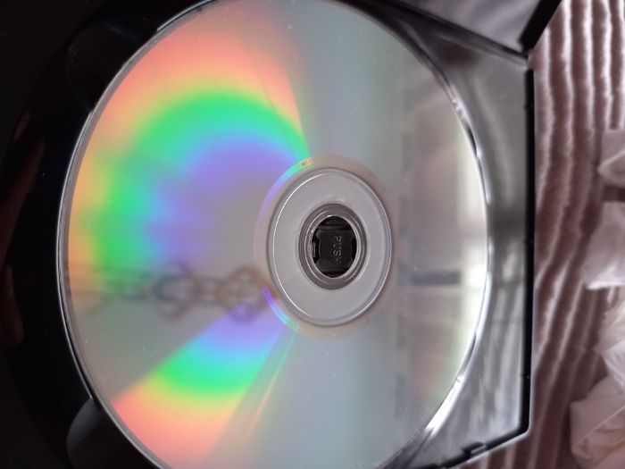 Film DVD "Taxi 3" oraz "Egzorcysta - początek"