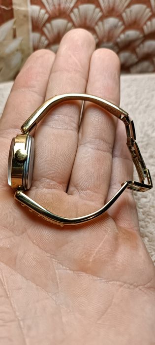 Продам антикварний годиник