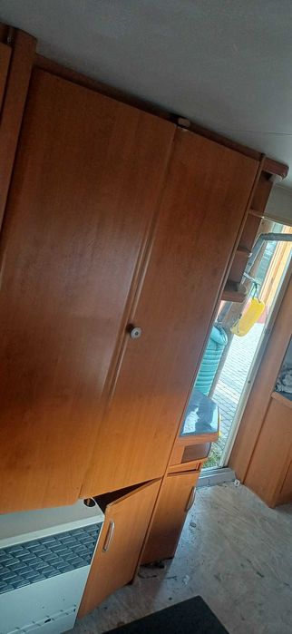 Szafa przyczepa kempingowa kamper