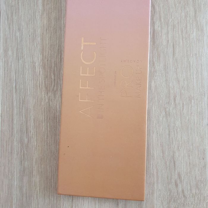 Affect paleta in the spotlight Vichy  serum collagen 4ml
