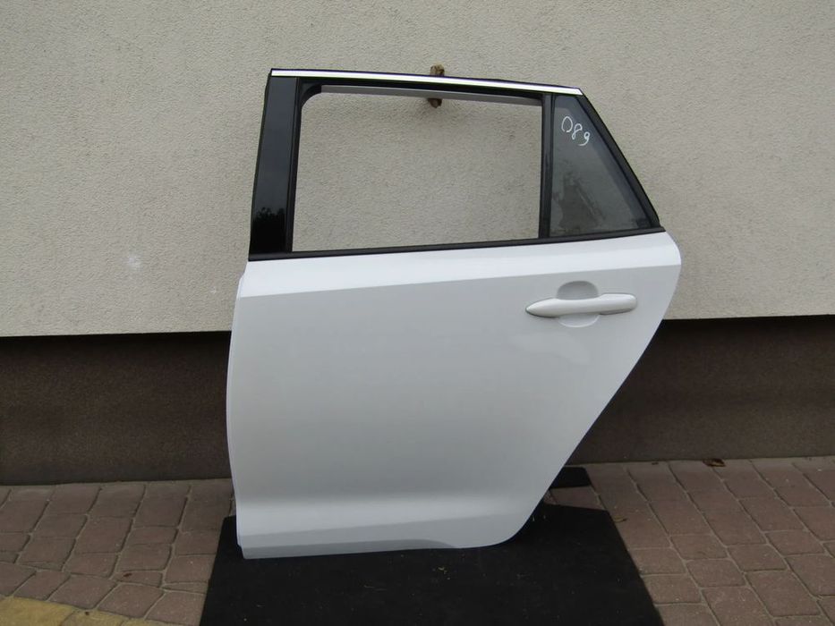 Drzwi Lewy Tył Toyota Corolla E21 089 19 26R