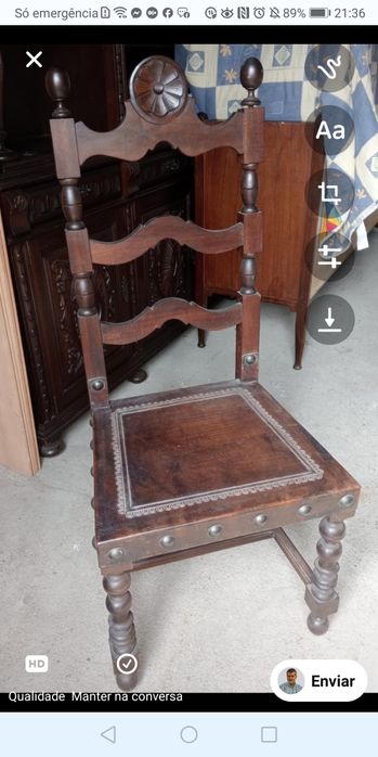 Mobilia de sala de jantar.