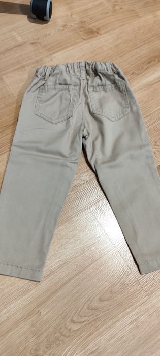 Eleganckie beżowe spodnie - rozm. 86