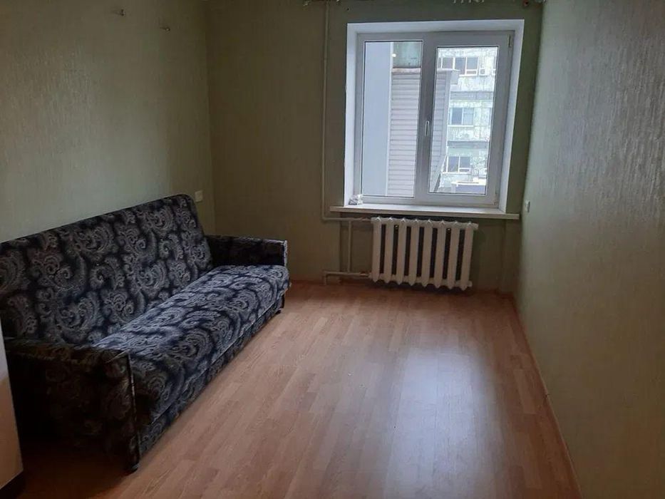 Продам 4-комн квартиру в районе Титова ул. - More