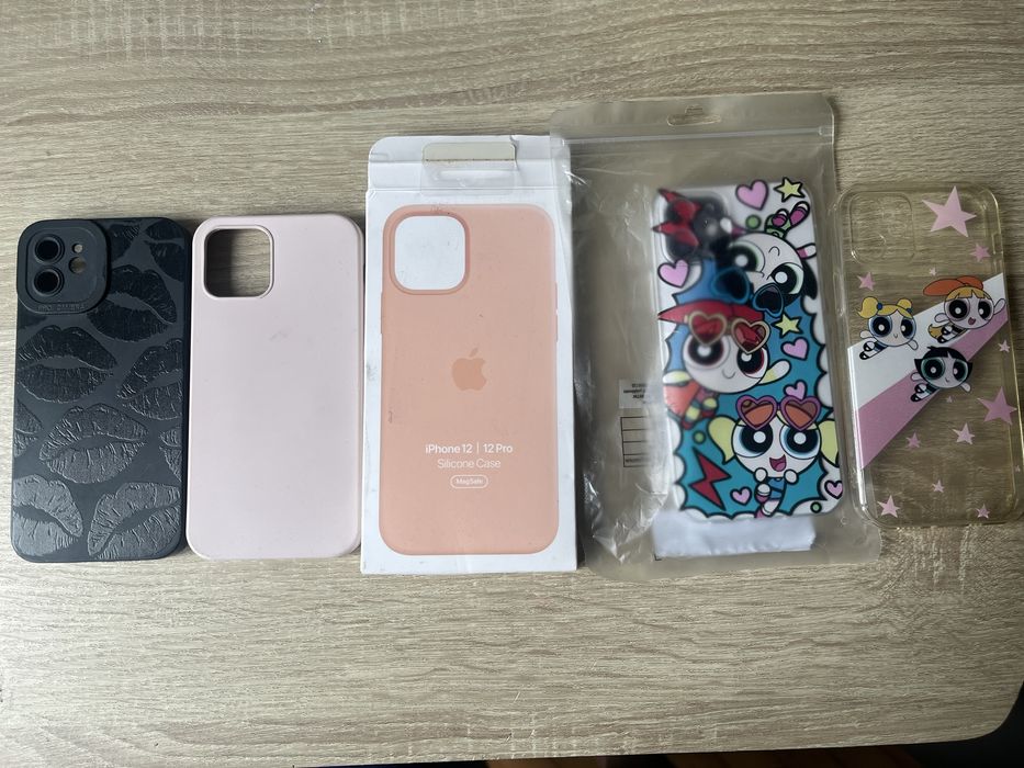 Iphone 12 64 GB plus etui