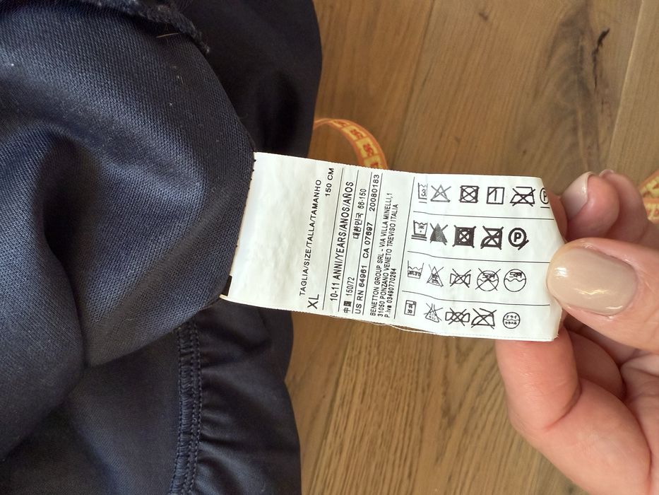 Сукня фирми United colors of benetton