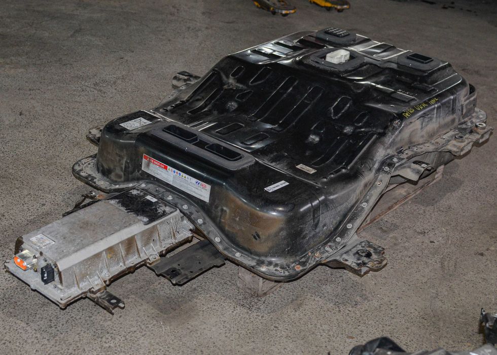 акумуляторна батарея 28 kwh Hyundai Ioniq 37501-G7250