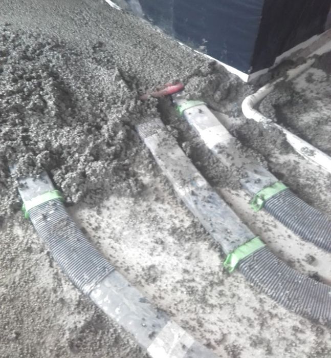 Płynny styropian nie Styrobeton zastępstwo styropianu pod podłogówke