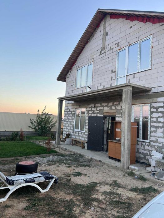 (13) Продам новий будинок в с.Прилиманське (нова нарізка).