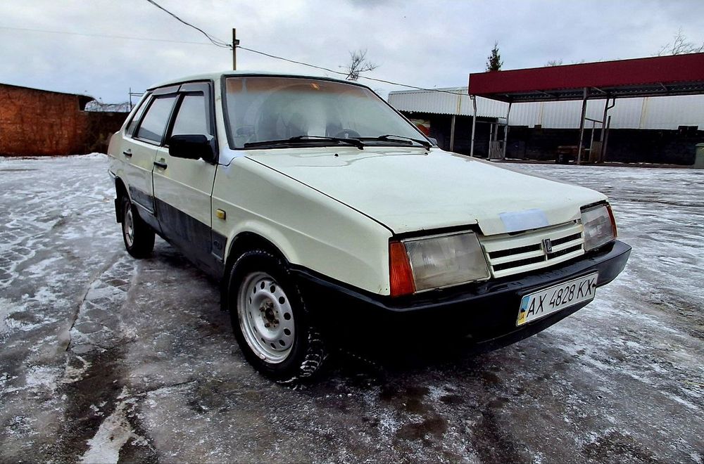 Срочно продам ВАЗ 21099 БЕНЗИН на ходу