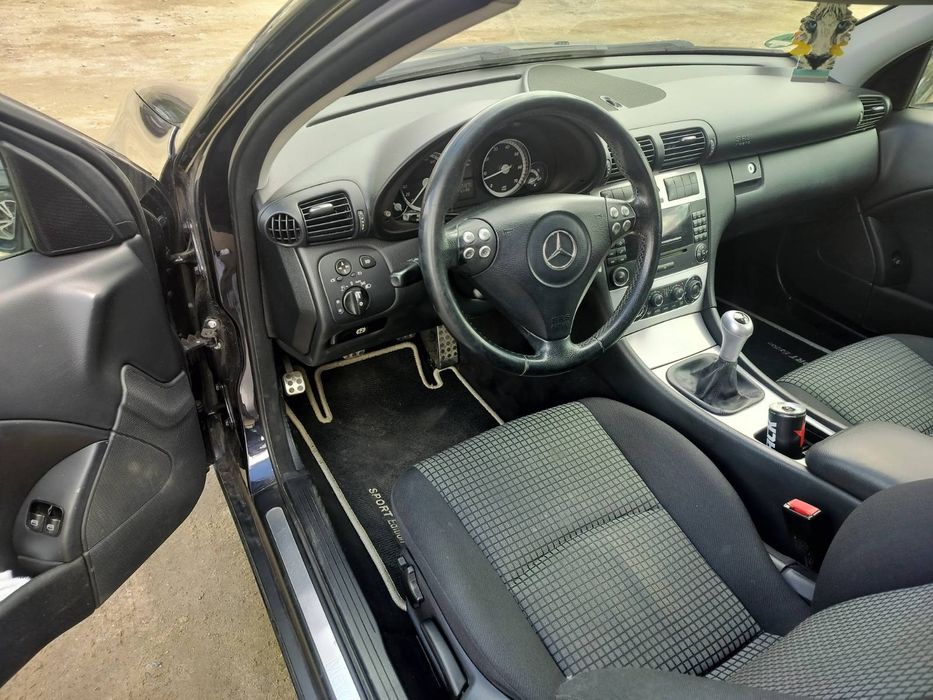 Sprzedam Mercedesa 203