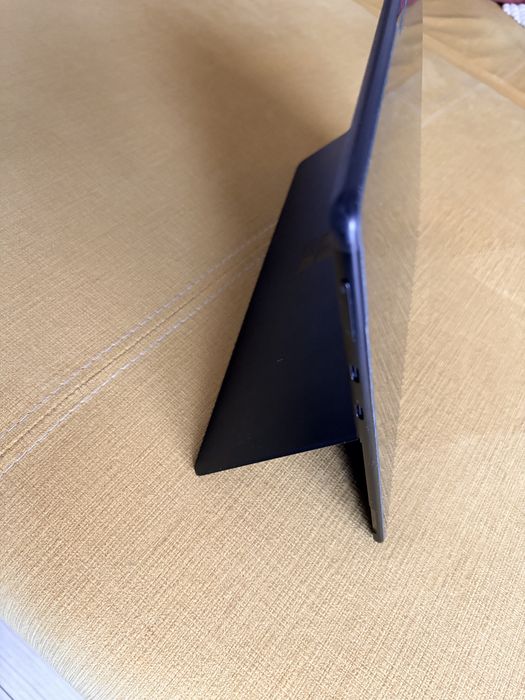 Microsoft Surface Pro x 13”