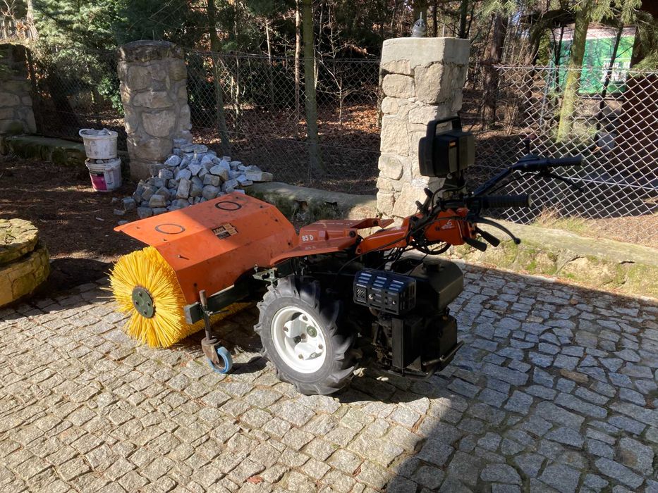 Zamiatarka nośnik narzędzi Goldoni