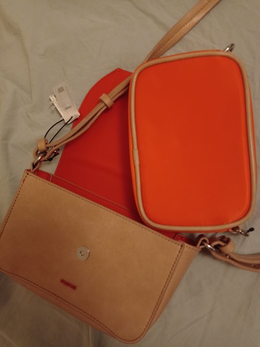 Torebka crossbody z kosmetyczką 2w1 Parfois